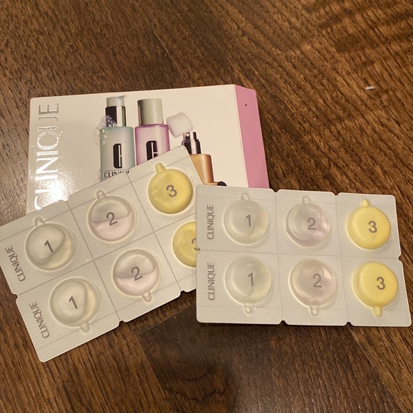 Clinique travel set soap clarifying lotion dramatically different 4 samples each - Picture 2 of 3